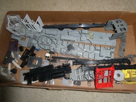 Assorted Lot of O Scale MTH Sample Train Car and Locomotive Parts and Trim - $724.74 MXN