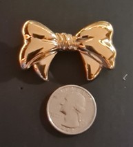 Vintage Gold Tone Bow Shaped Pin - £10.26 GBP