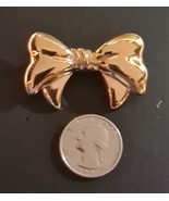 Vintage Gold Tone Bow Shaped Pin - £10.20 GBP