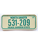 Vtg 81 North Dakota BICYCLE LICENSE PLATE-531-209-Bike-White Green-Metal... - €12,16 EUR