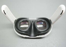 Meta Quest 3 S3A 128GB VR Headset Only READ image 5