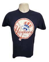 NY Yankees Adult Small Blue TShirt - £11.68 GBP