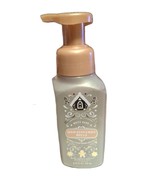 Iced Cinnamon Rolls Foaming Hand Soap 8.75 oz Bath &amp; Body Works - $258.58 MXN