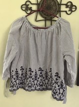 Time &amp; Tru 3/4 Tie Sleeves Blouse Top Embroidered Blue White Thin &amp; Comfy Sz. M - £8.77 GBP