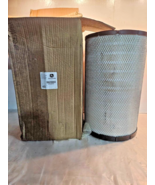 New John Deere AT308575 Air Filter OEM - $121.39 CAD