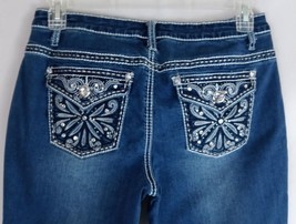 Est 1946 Denim Contemporary Embroidered Jeweled Whiskered Distressed Capri 12 - £15.14 GBP