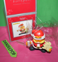 Carlton Heirloom Santa Garfield With Cookie Christmas Holiday Ornament 070D - £62.31 GBP