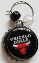 Handcrafted Earring:  Chicago Bulls - £2.35 GBP