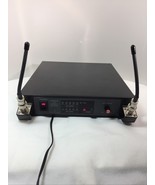 Audio Technica ATW-R14  Receiver with Antennas FREQ 745.20MHz - $1,165.85 MXN