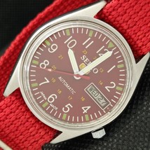 Vintage Seiko 5 Automatic 7009A Japan Mens DAY/DATE Red Watch 621e-a415927 - £32.17 GBP