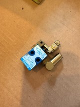 NICE Festo Swivel Lever Valve Switch Roller Rotary w/ nipple # L-3-M5 US... - €24,98 EUR