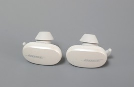 Bose QuietComfort 831262-0020 Wireless Earbuds with Charging Case READ image 2