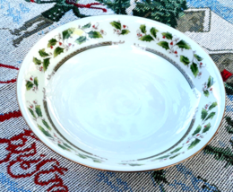Royal Limited (Japan) HOLLY HOLIDAY Gold Rimmed Cereal Bowl 6 1/2&quot; - £5.63 GBP
