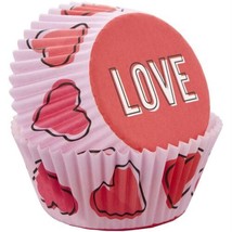 LOVE Hearts Valentine&#39;s 75 Ct Baking Cups Cupcake Liners Wilton - £3.04 GBP