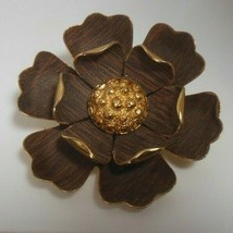 Vintage Gold-tone Brown Wood -Look Dimensional Flower Brooch - £13.15 GBP