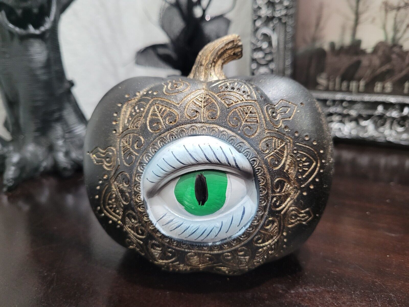 Primary image for Halloween Evil Eye Pumpkin Eyeball Figurine Prop Tabletop Decor 4.5" x 5" Small