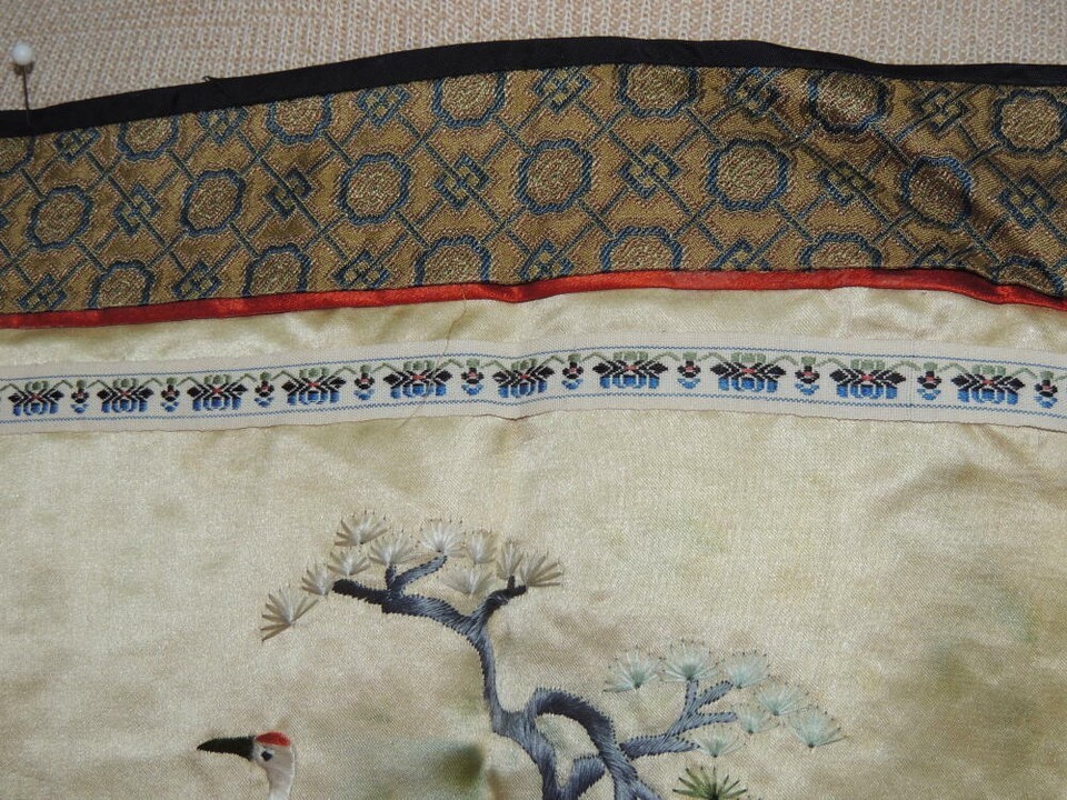 Chinese Silk Embroidery 12" Panel Tapestry Brocade Frame crane Vintage / Antique Item image 3
