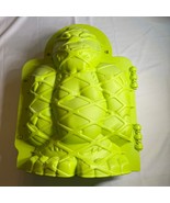 LL Bean Yeti Abominable Snow Man Sand Ice Sculpture Beach Mold 18” - $595.29 MXN
