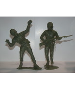 LOT OF (2) 4.5 in GREEN ARMY Soldier Figures  - £11.79 GBP