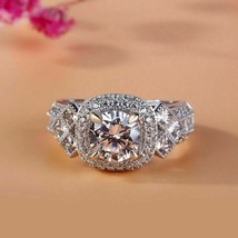 2Ct Rund Schliff Echter Moissanitehalo Verlobungsring 14K Weiss Gold Versilbert - £126.58 GBP