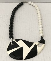 VTG Handmade Tribal Necklace Mixed Material Black &amp; White Beads - £14.51 GBP