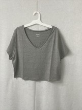 Women&#39;s Plus Size Short Sleeve V-Neck Cropped T-Shirt - Wild Fable™ Gray Size 2X - £2.71 GBP