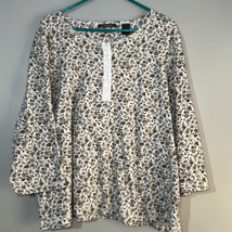 Liz Claiborne three-quarter sleeve floral blouse size 3X - $6.86