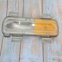 GM 16518993 1995-99 Oldsmobile Aurora LH Front Marker Light Turn Signal ... - $69.33 CAD