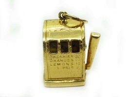 Vintage Working Slot Machine Charm Pendant 14k Solid Yellow Gold - £659.46 GBP