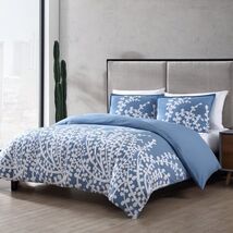City Scene Branches 3-Piece Blue Floral Cotton Full/Queen Duvet Cover Set - $55.80