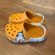 Youth Size J 3 Disney Star Wars BB-8 Crocs Shoes Clogs Orange EUC - $35.00