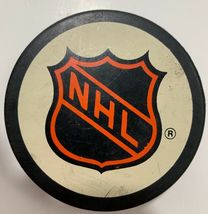 Vintage NATIONAL HOCKEY LEAGUE Trench MFG Official NHL Hockey Puck RARE  - £35.86 GBP