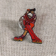 Vintage Enameled Hugging Teens / Boy &amp; Girl Lapel Pin - £9.09 GBP