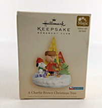Hallmark Ornament Peanuts Gang Charlie Brown Christmas Tree Light Sound New 2006 - £31.50 GBP
