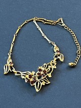 Vintage Goldtone Bar Link w Purple &amp; Clear Rhinestone Flowers Pendant Necklace – - £11.71 GBP