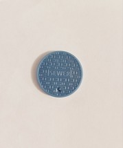 1990 TMNT Leonardo Flingers Disc Sewer Cover Accessory - $113.53 MXN