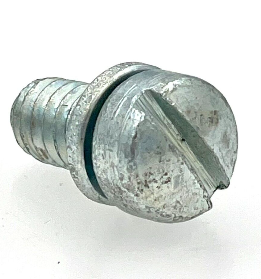 Genuine OEM Lawn-Boy Toro OMC Part 608808 Screw - $6.24