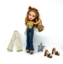 Bratz Strut It Meygan with Accessories Bag, Headband, 2001 - $35.63