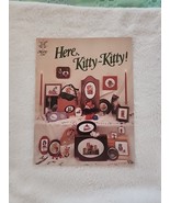 M &amp; W Line - HERE, KITTY-KITTY! Cross Stitch Book #1 Guc Vintage 16 Desi... - $86.62 MXN