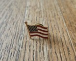 United States American Flag Lapel Pin, Gold Tone, 0.75&#39;&#39; - £2.22 GBP
