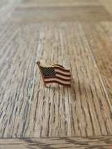 United States American Flag Lapel Pin, Gold Tone, 0.75&#39;&#39; - £2.23 GBP