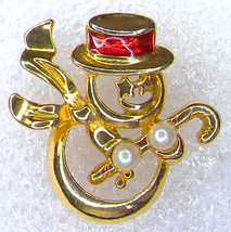 Snowman Pin Gold Tone Enameled with Faux Pearl Accents Lapel Pin Brooch - £10.05 GBP