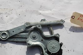 2009-2013 TOYOTA MATRIX FRONT RIGHT WINDOW REGULATOR MOTOR  R1964 image 4