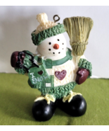 Snowman Christmas Ornament/Figurine 3&quot; Tall Resin &quot;I Love Snow&quot; - $6.92