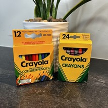 Vtg Crayola 1992 12 Pack Smooth Bright Colored Pencils &amp; 1990 24 Pack Cr... - $11.87 CAD