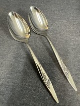 Oneida Oneidacraft Deluxe  LASTING ROSE  Stainless Solid Serving Spoons - £8.73 GBP