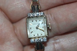 Vintage MOVADO Diamond Bezel 14K Yellow Gold Bracelet Ladies Watch 15.4 Grams - £628.23 GBP