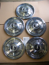 1967 1968 1969 Plymouth Satellite Barracuda Valiant 14&quot; Hubcaps Oem #2823010 (5) - £108.59 GBP