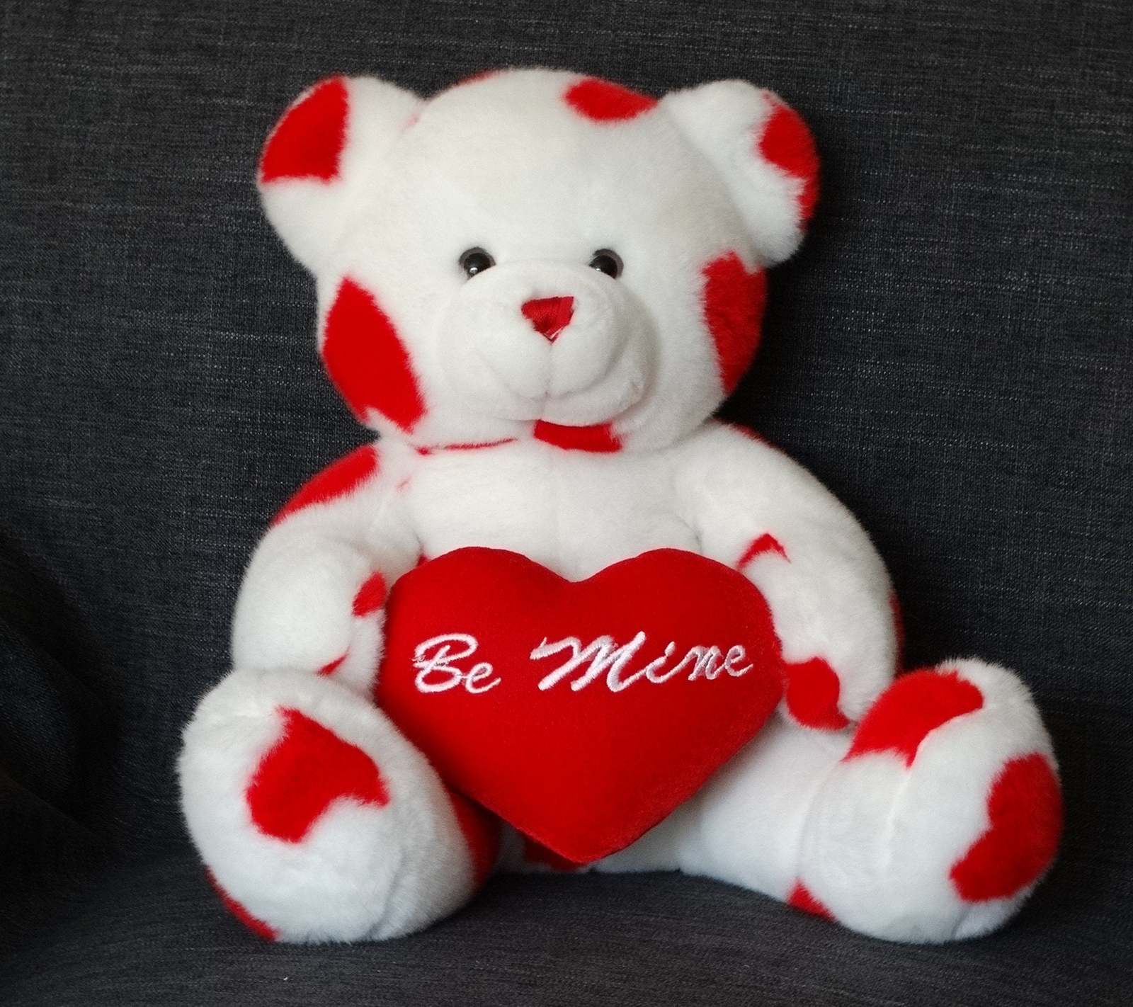 Vintage Carlton Cards "Be Mine" Teddy Bear with Red Hearts, Bear for Lovers - £30.59 GBP