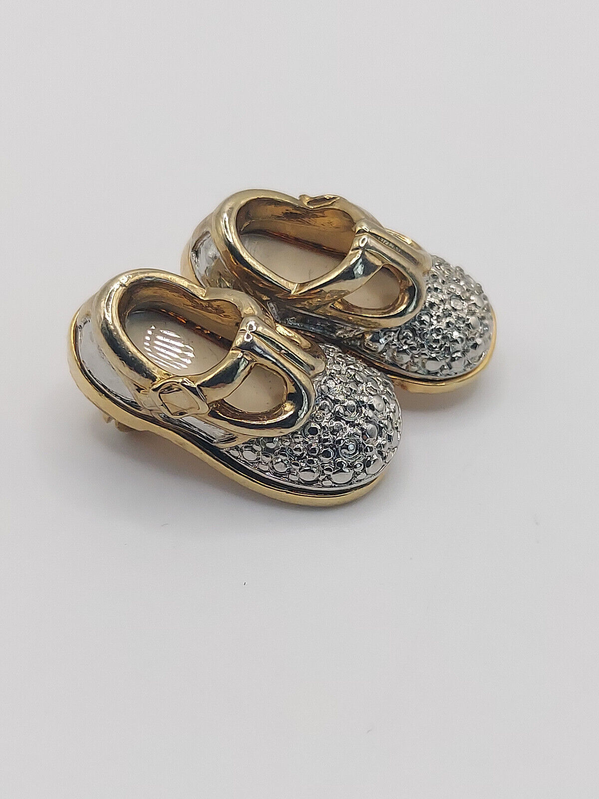 Vintage Baby Shoes Brooch Gold Tone With Diamante Embellishment - $29.49
